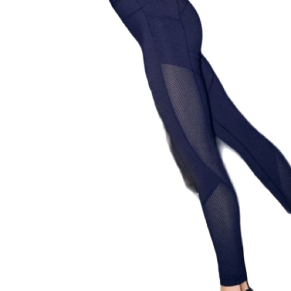 Lululemon Fit Physique Tight in Hero‎ Blue